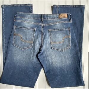 Levi's Jeans Modern Boot Cut size 10/30